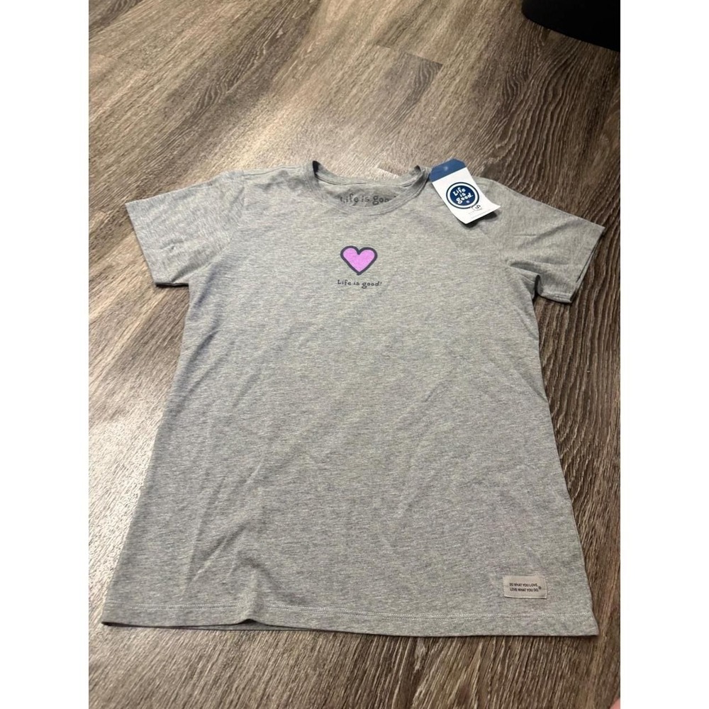 Life is Good Womens Vintage Crusher Heart T-Shirt Heather Gray S NWT